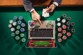 Managing Real Money Stakes Effectively in Competitive Blackjack Game Rounds